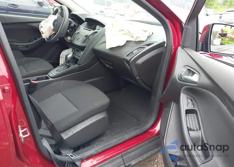 2017 Ford Focus Se z USA, uszkodzony, nr VIN 1FADP3FE8HL302668